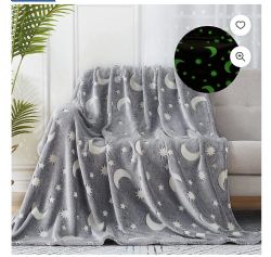 12 Bulk GloW-IN-ThE-Dark Fleece Throw