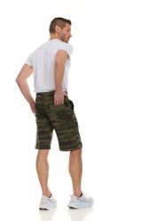 24 Bulk Mens Green Camo Fleece Shorts With Side Pockets Size M