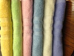 36 Bulk Bath Towel 27x54 Pastels Assorted 3 Stripe Border