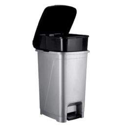 6 Bulk 25 Lt Slim Pedal Dustbin White